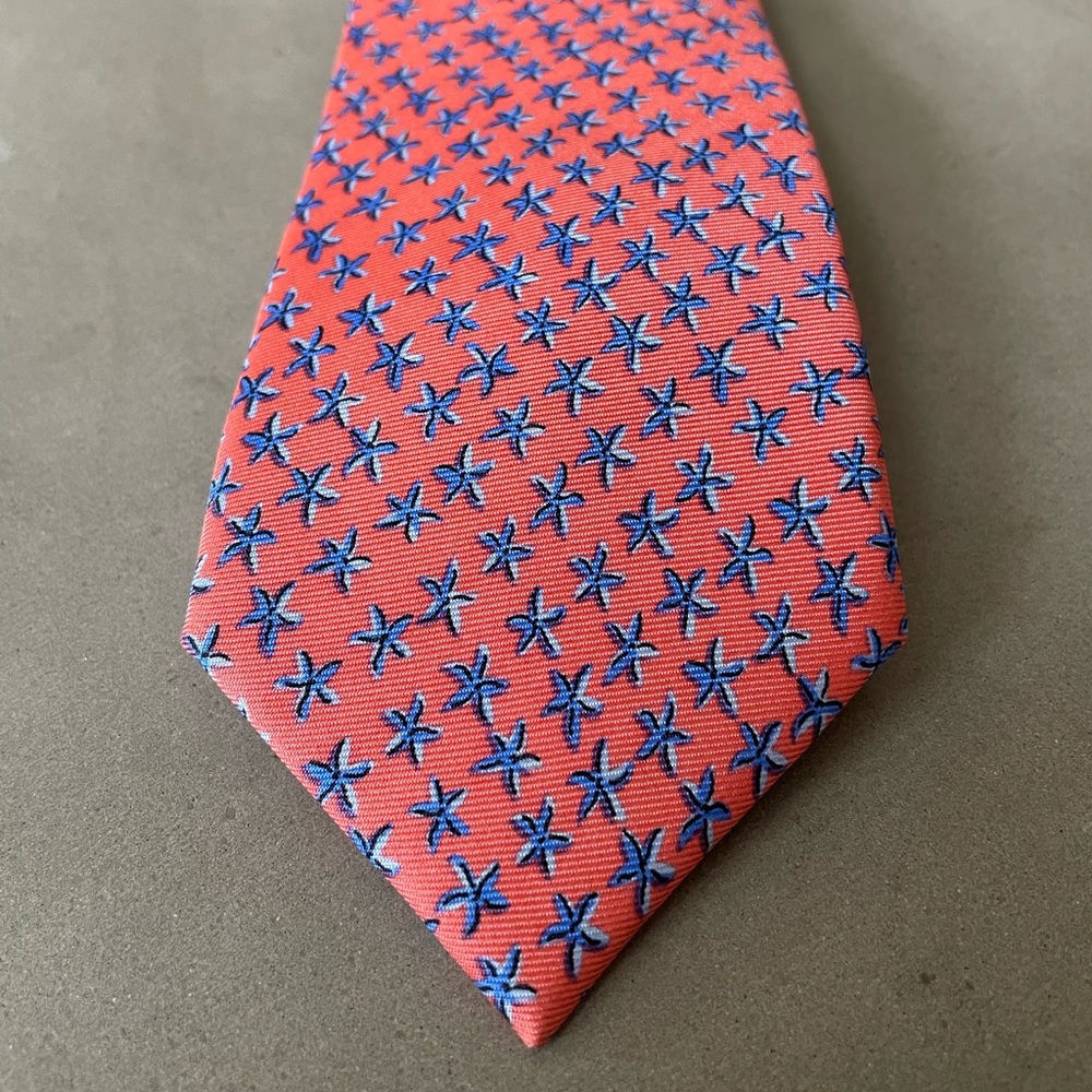 JCrew Silk Pink Tie w/ Blue Starfish (2.75 in width)